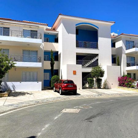 Domino Blue Apartment Paralimni Ngoại thất bức ảnh
