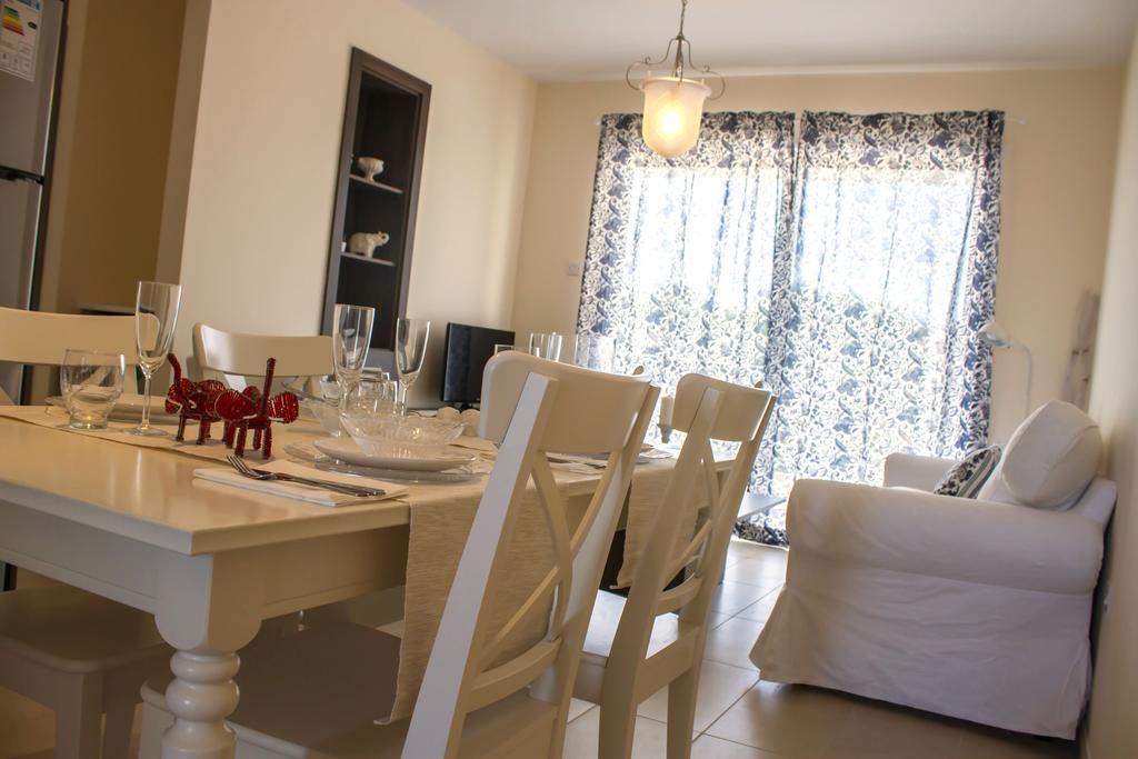 Domino Blue Apartment Paralimni Ngoại thất bức ảnh